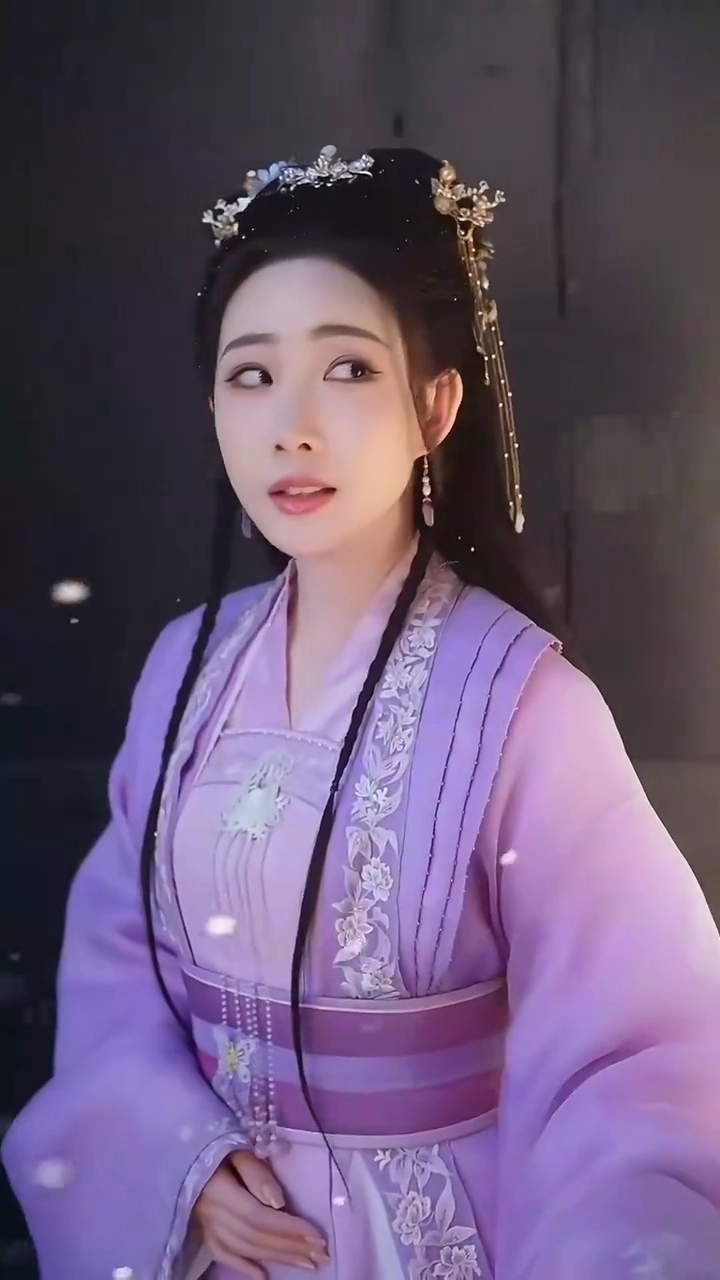 Permainan Kuasa dan Cintafoto