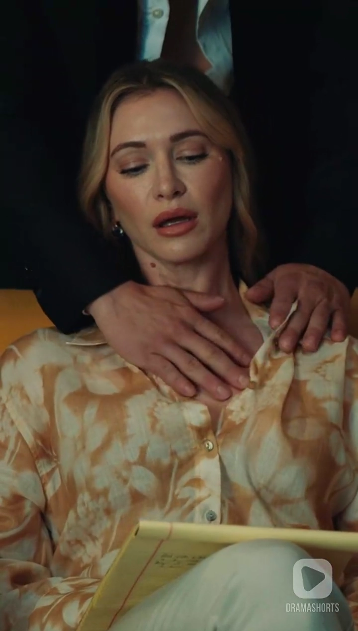 The Billionaire Sex Addict and His TherapistPhoto