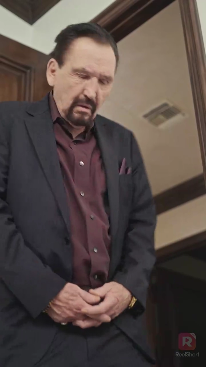 [Versi Dub] Cinta yang Terikat Sumpahfoto