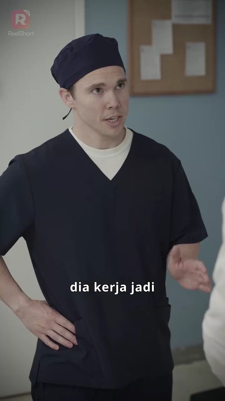 Menemani Dokter Miliader Kejamfoto