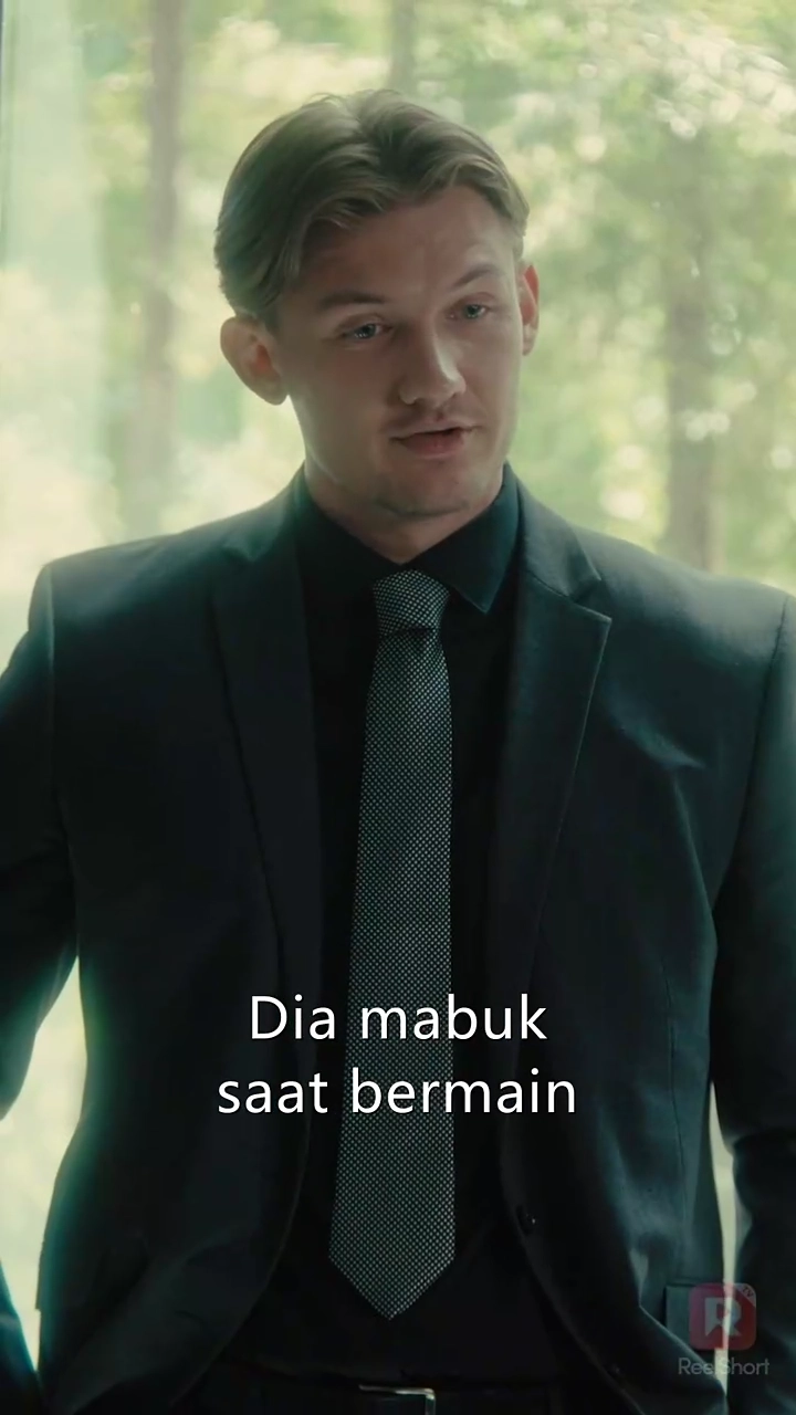 Bertukar Tubuh dengan Musuhkufoto