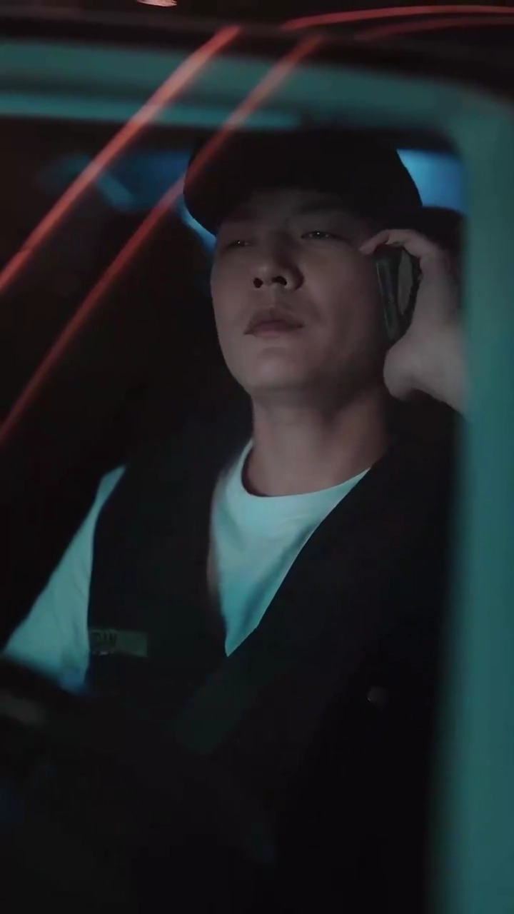 [Versi dubbed] Bos Ibu kembalifoto