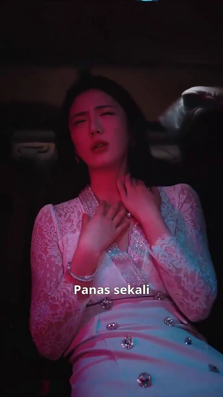 [Versi dubbed] Bos Ibu kembalifoto