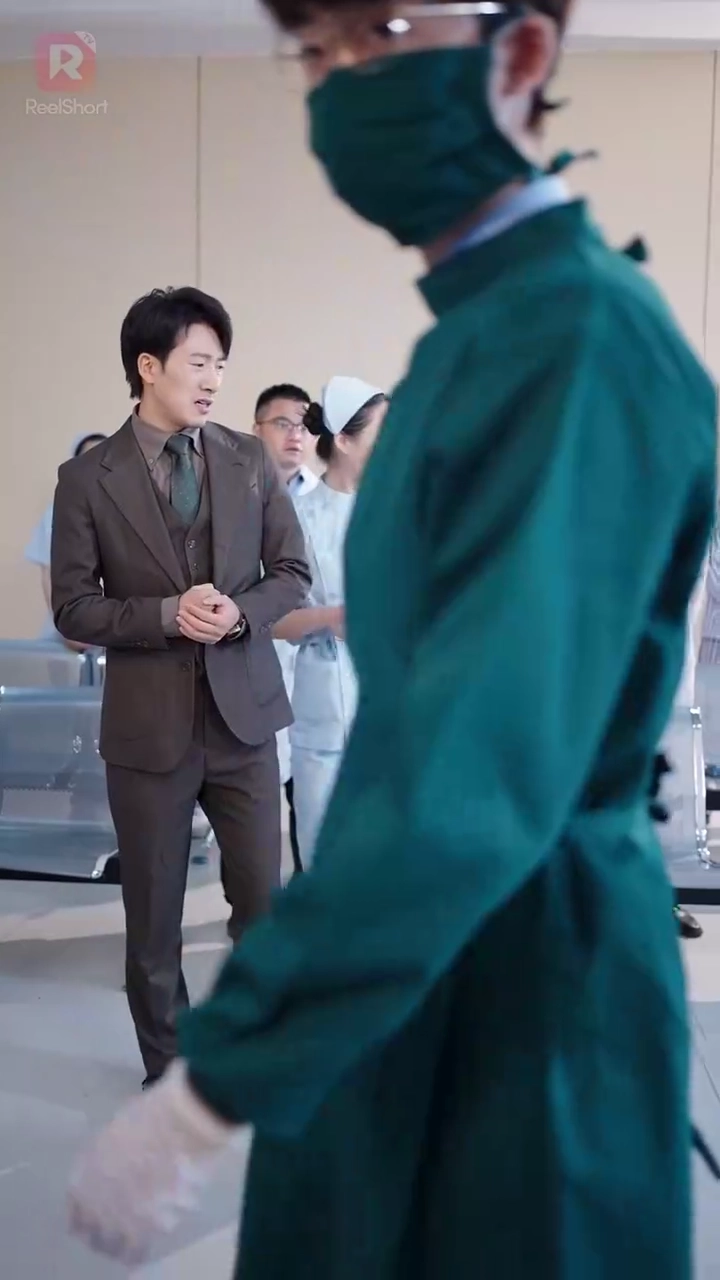 Gila!  Berani Menantang Tabib Dewa?foto