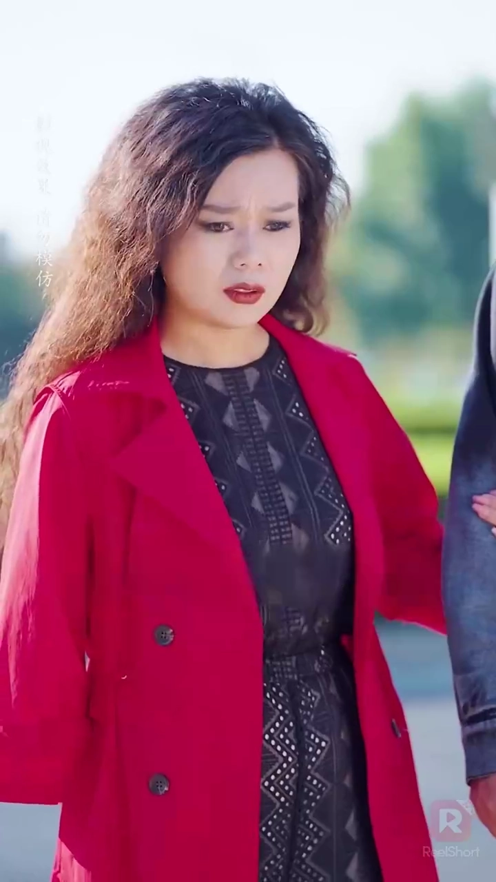 Suami Miliarder Tersembunyikufoto