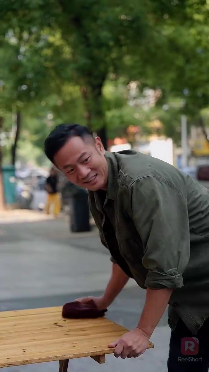 [Versi Dub] Kembalinya Ayah Legendarisfoto