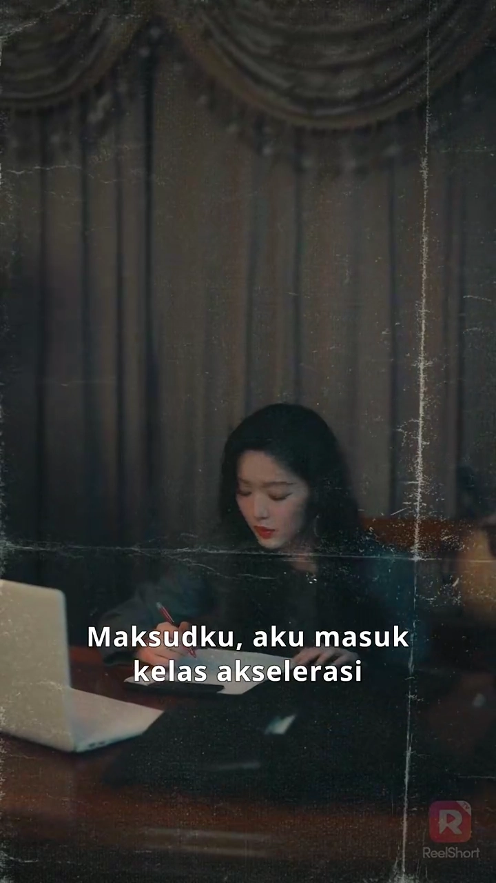 Mantan Istri Gagal? Dia Penguasa Segalanyafoto