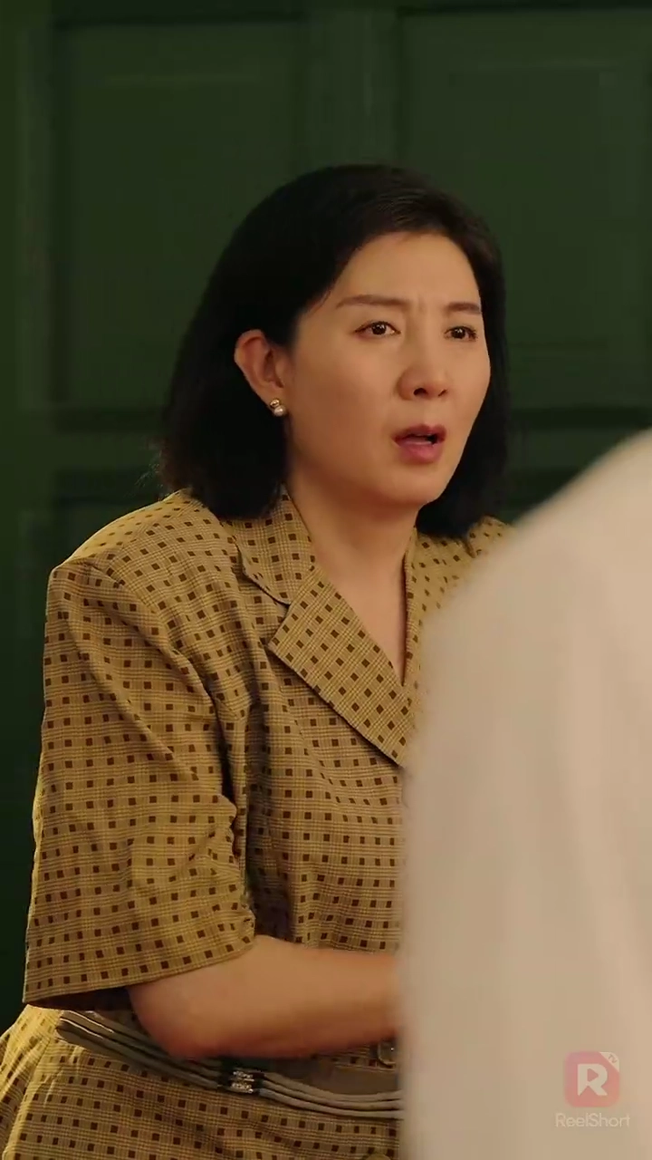 [Versi Dub] Terjebak di Dalam Novel: Bangkitnya Istri Jahatfoto