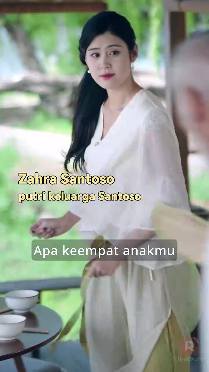 Si Kecil Bantu Cari Jodohfoto