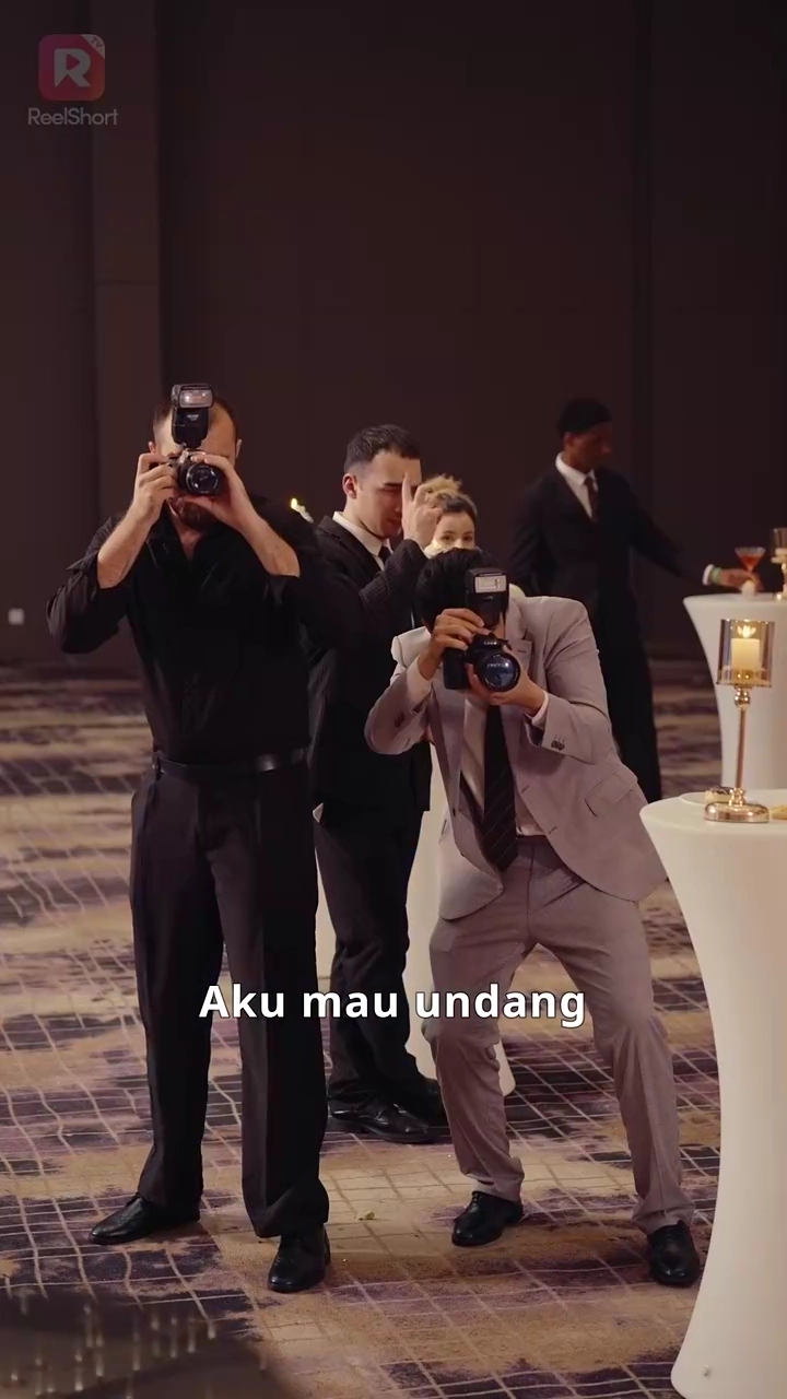 Mantan Istriku adalah Putri Mafiafoto