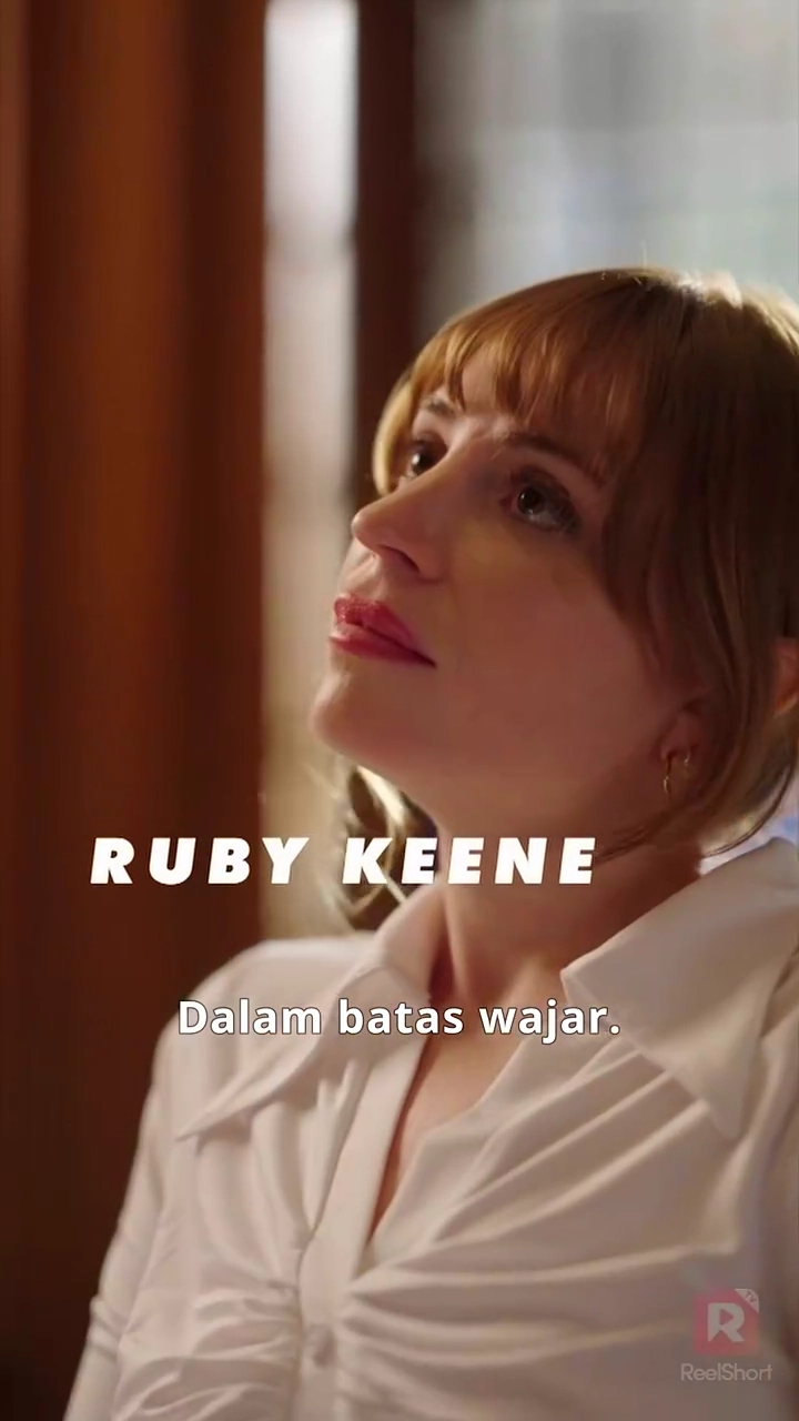 [Versi Dub] Rahasia Kelam Kakak Tirikufoto