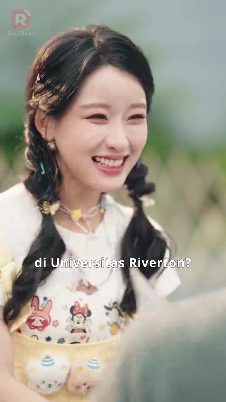 Cinta pada Tembakan Pertamafoto