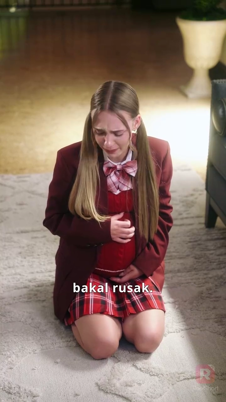 Istri Tunawisma si Konglomeratfoto