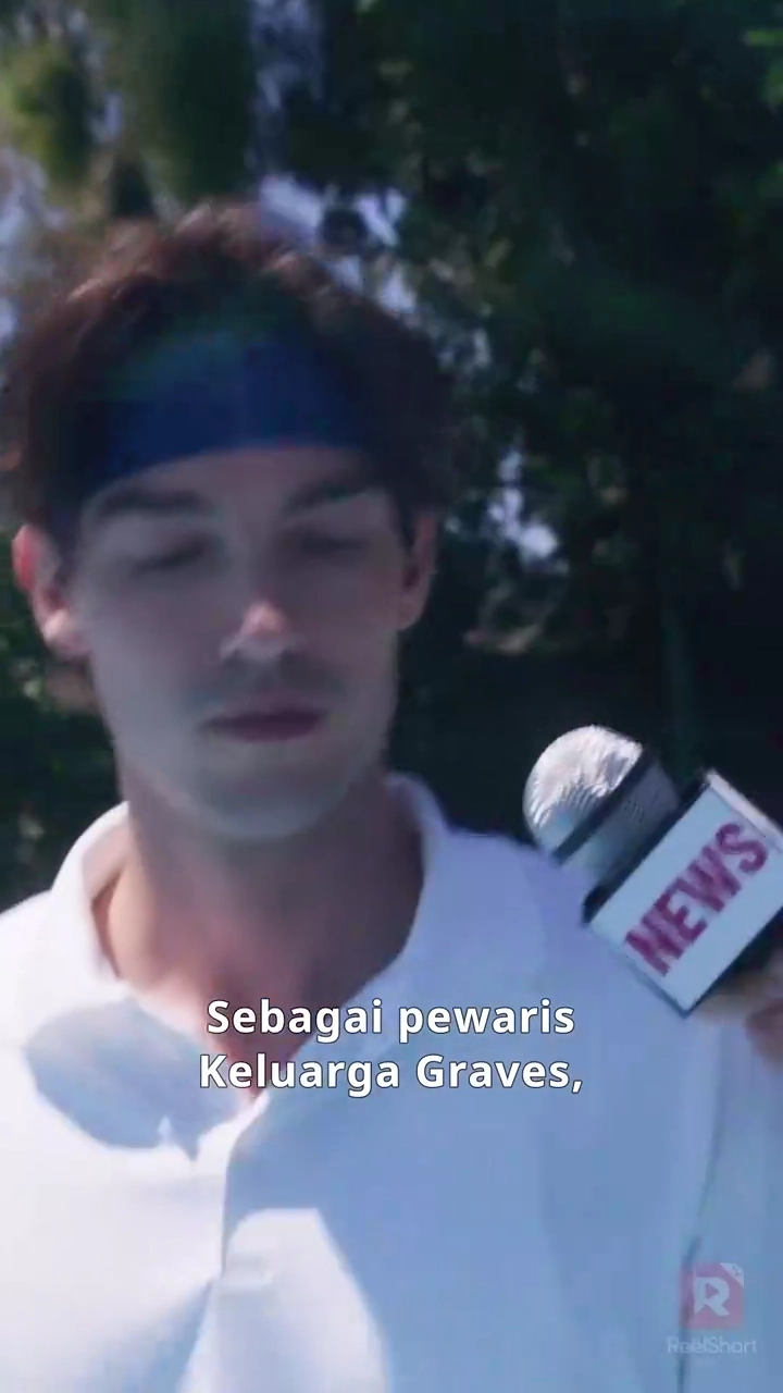 Tersesat dalam Sentuhannyafoto