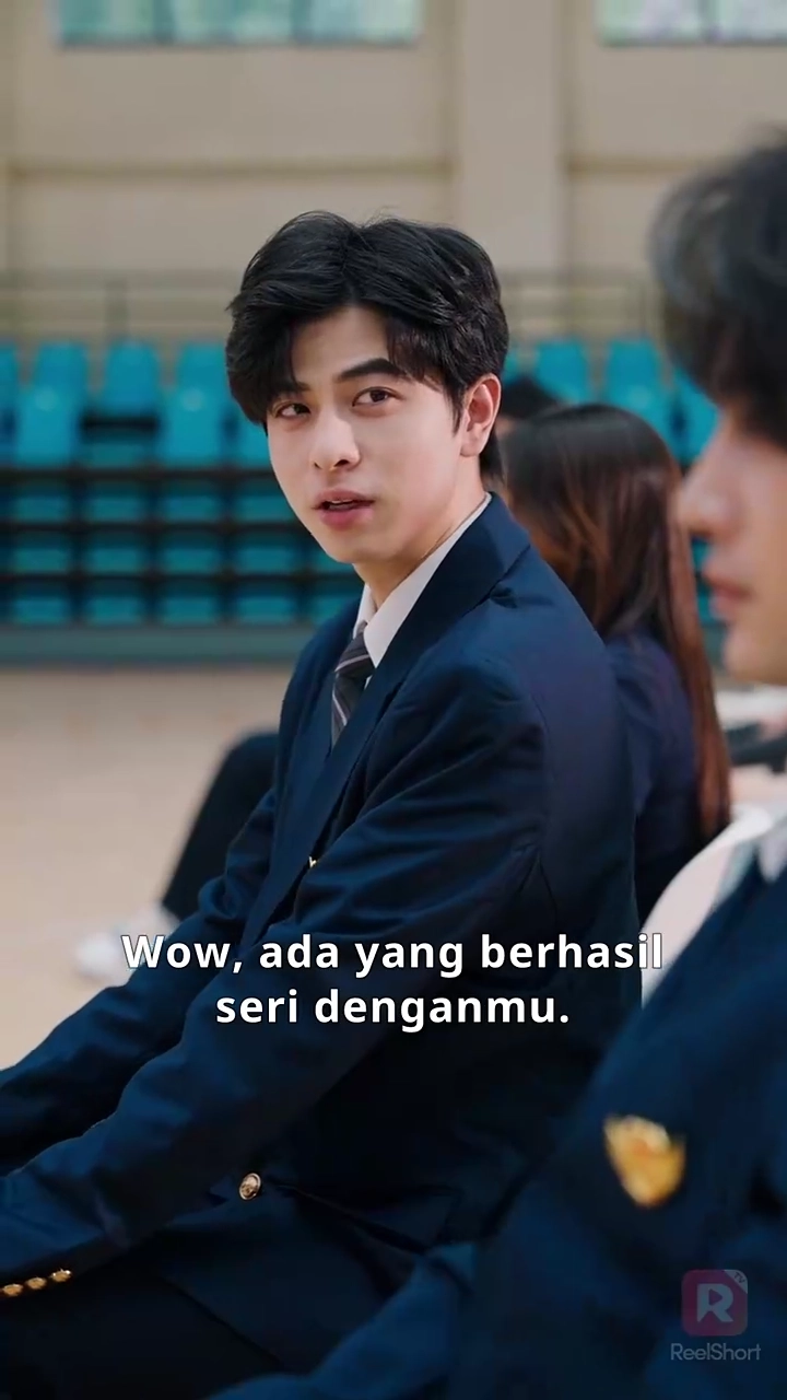 Saat Sang Raja Jatuh Untuk Putri Berkedokfoto