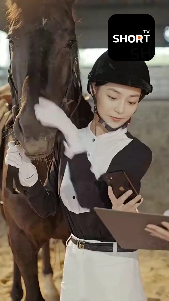 CEO Huo Bersikeras Menikahikufoto