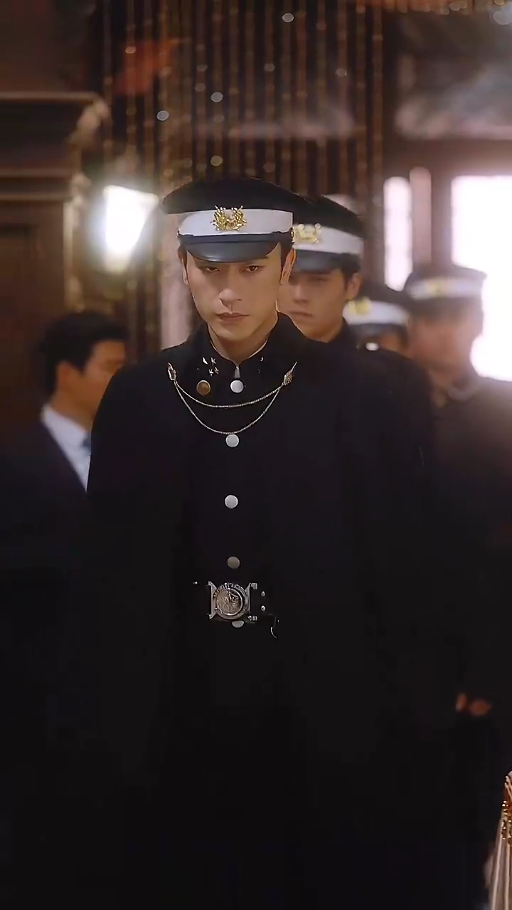 Memilih Cinta Tersembunyifoto