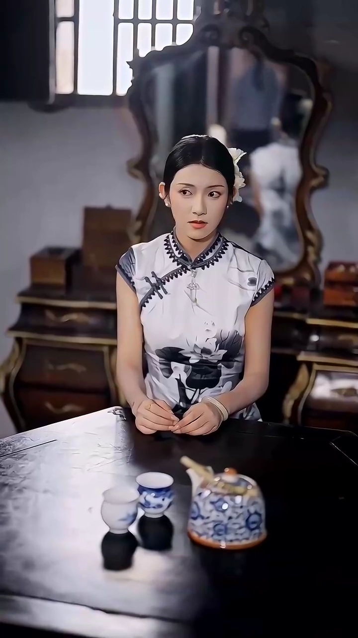 Belenggu Takdir di Masa Perangfoto