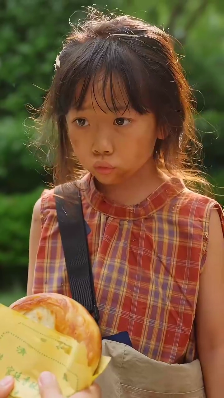 消えた妻と少女の秘密写真