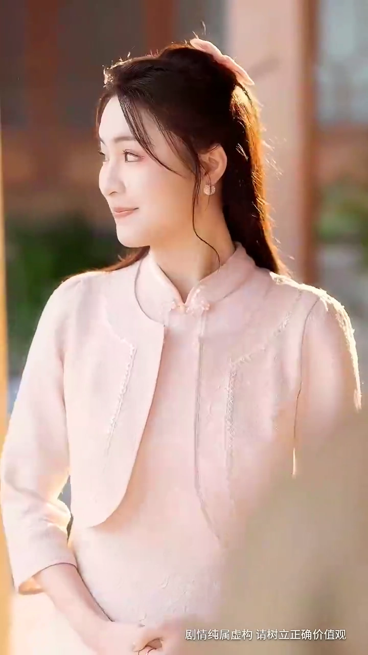 絹の手袋をしたほくろ写真