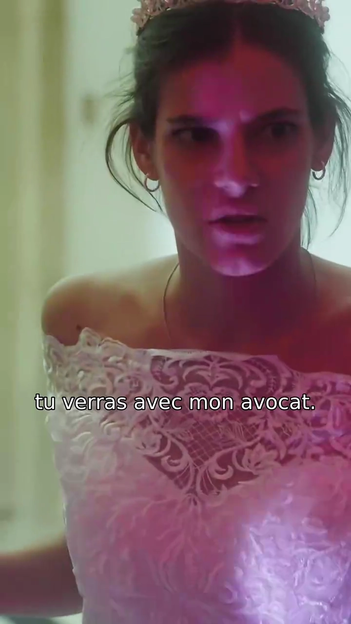 Mariée à un milliardaire cachéPhoto