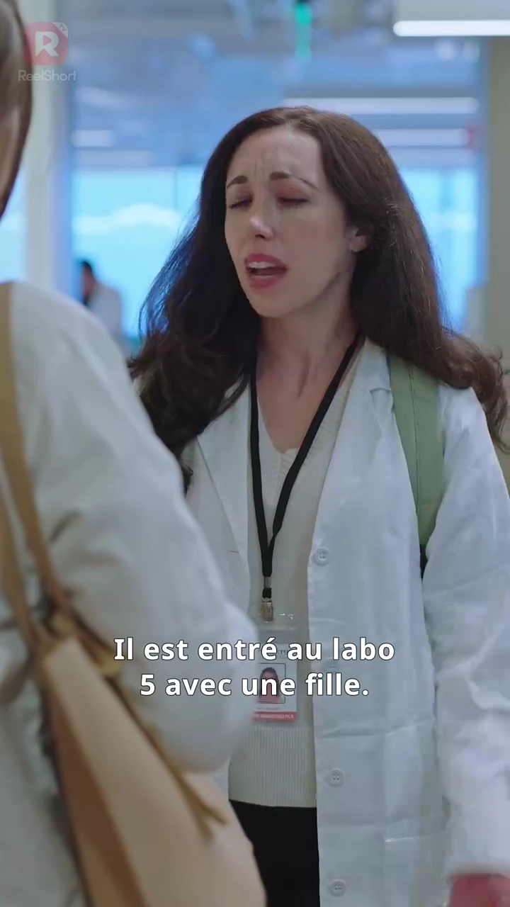 Enceinte du Père Professeur de mon ExPhoto