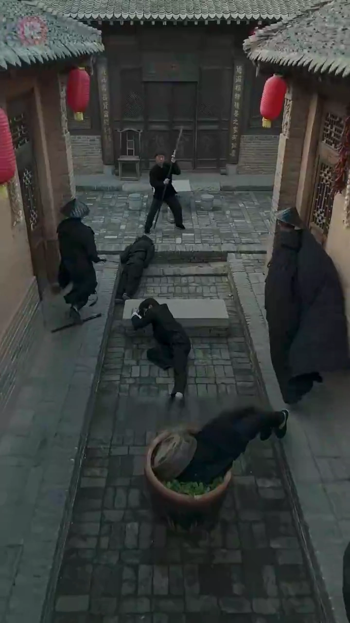 Éveillé : Le Dieu Martial MendiantPhoto