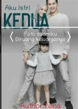 Sampul Novel Foto Suamiku Diruang Keluarganya