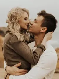 Couverture du roman AMOUR ILLICITE