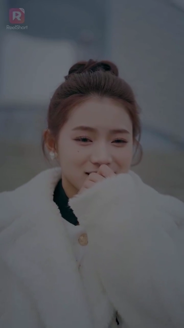 離婚後、五人のお兄ちゃんが私を甘やかす写真