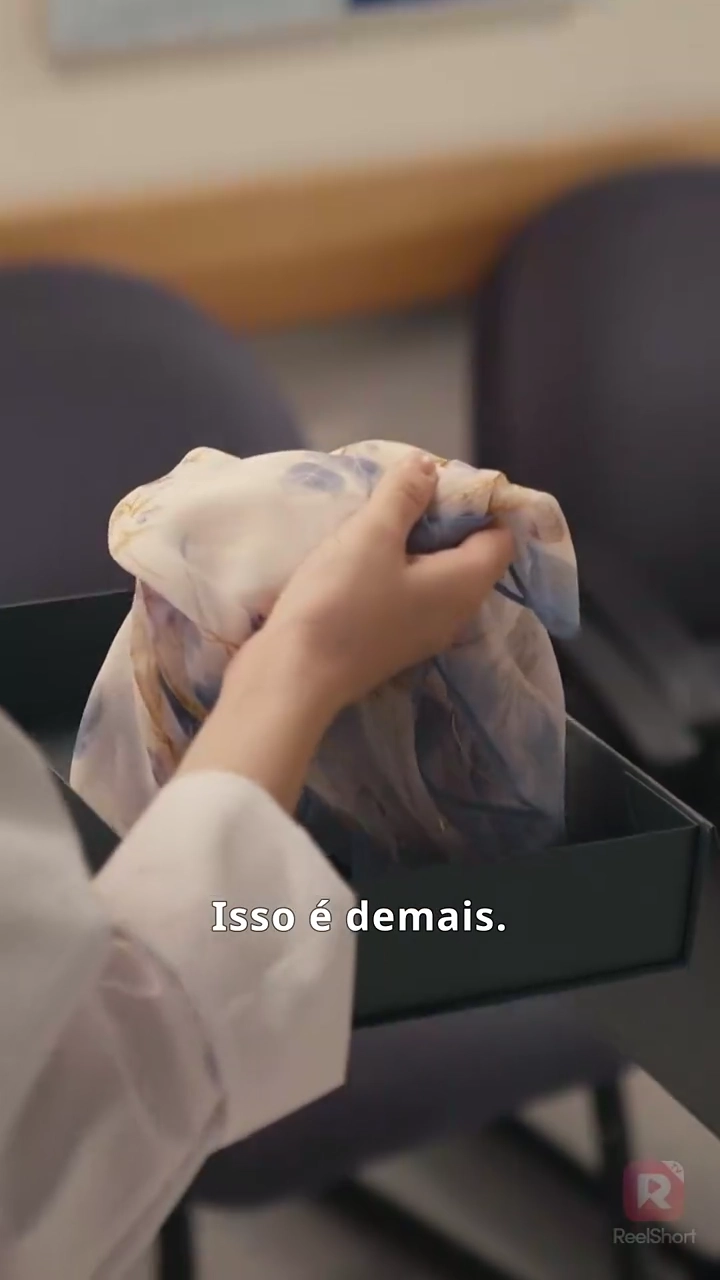 O Príncipe Quebrantou Meu Coração em Meio à GuerraFoto