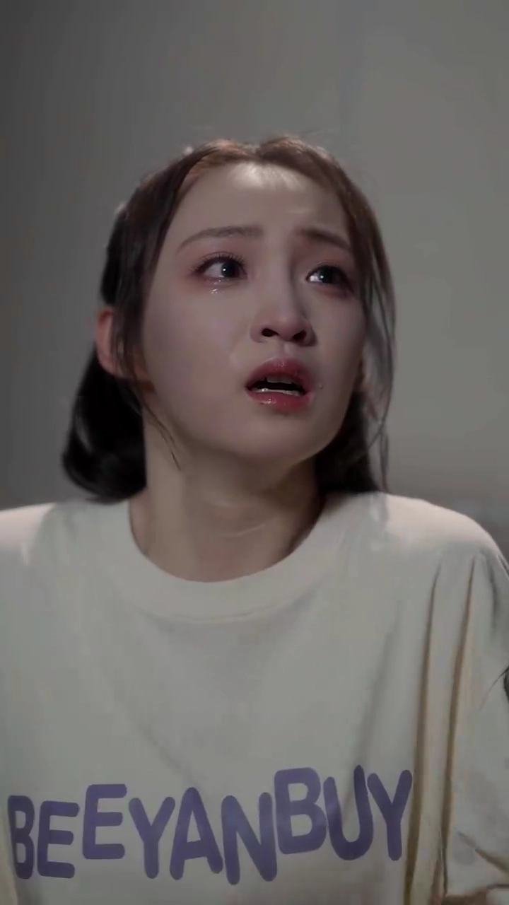 Esposa grávida mimada por bilionárioFoto