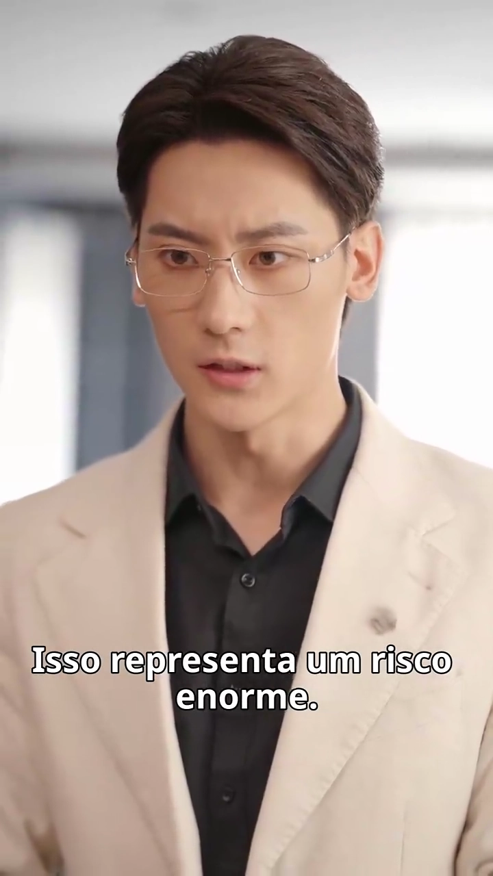 [Versão Dublada] A Tristeza do Diamante AzulFoto