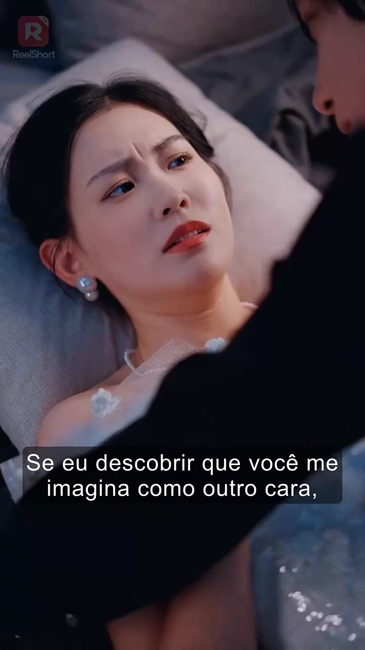 Dormir com um CEO Após a Traição do NoivoFoto