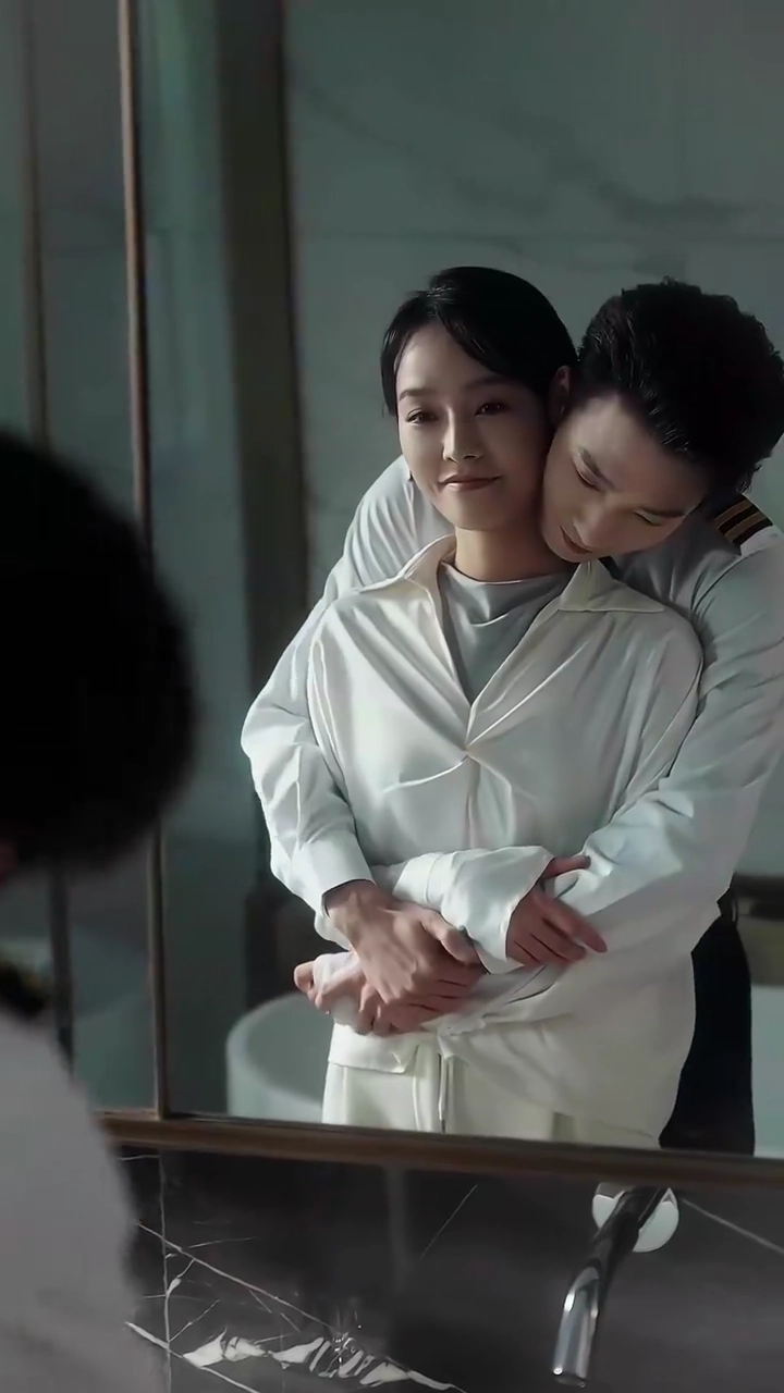 秘密の手紙：彼を空に失う時写真