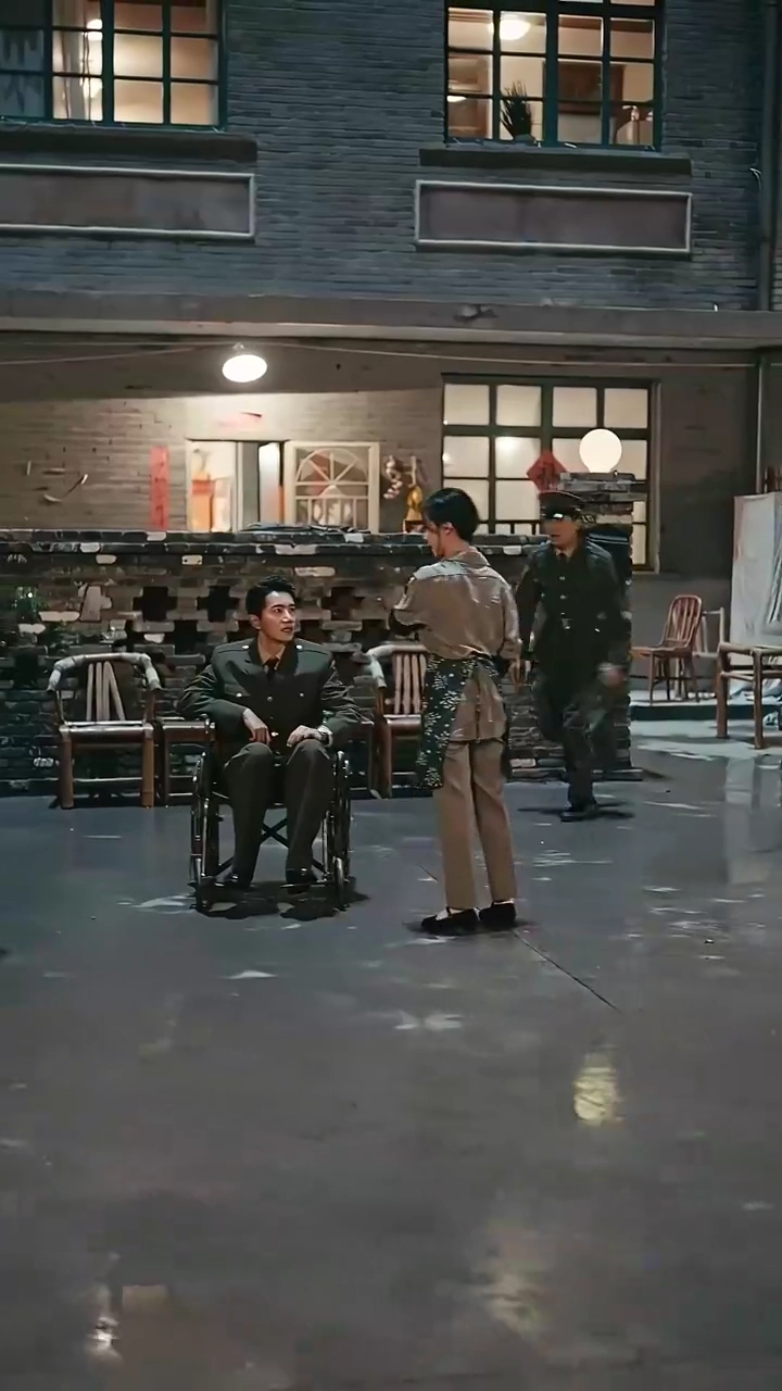 鉄の心、花の誓い写真