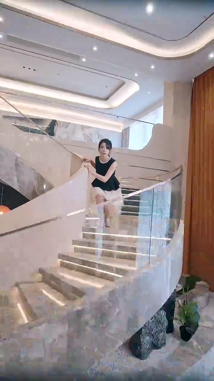 The Supporting Role Who Rewrites The ScriptPhoto