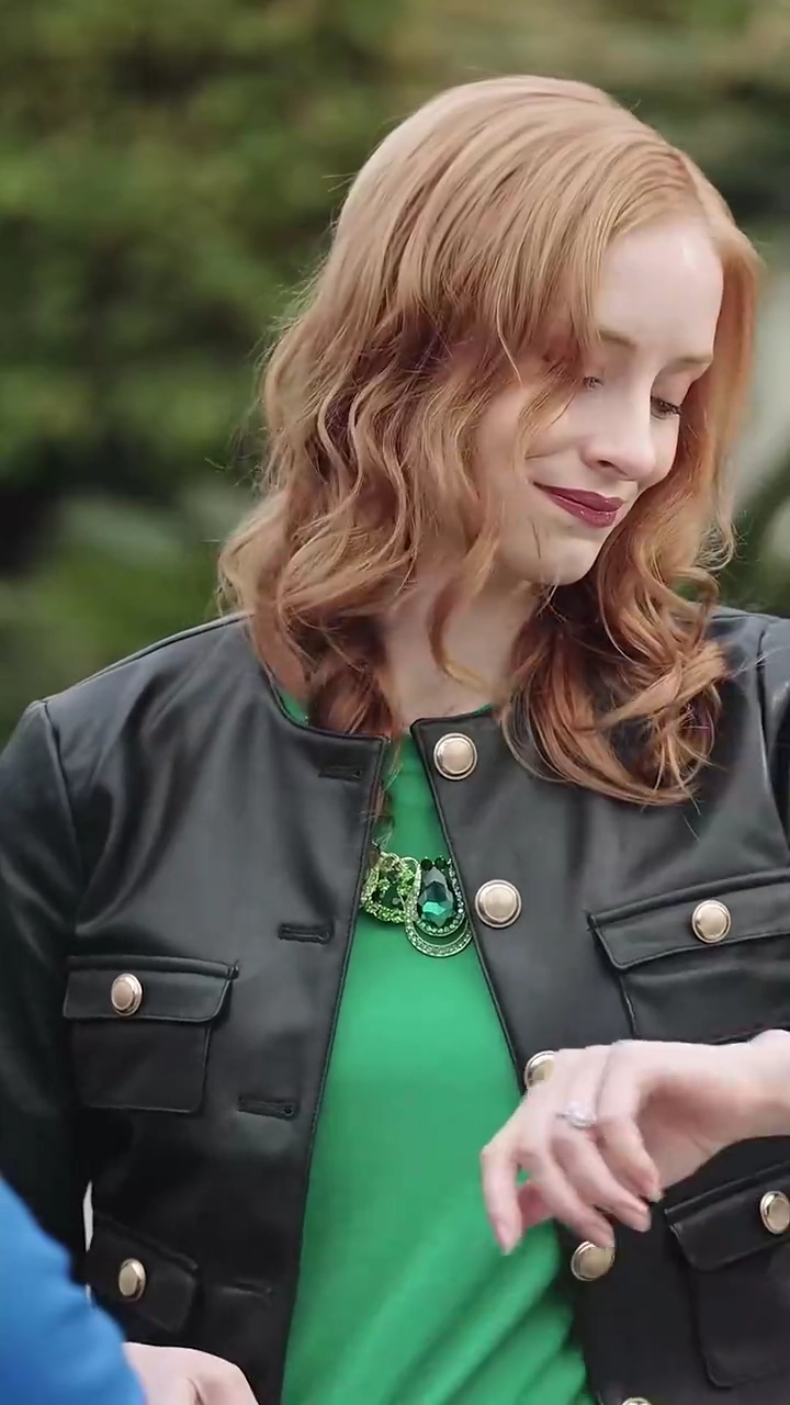 CEO's Ex-Wife Is The Billionaire HeiressPhoto