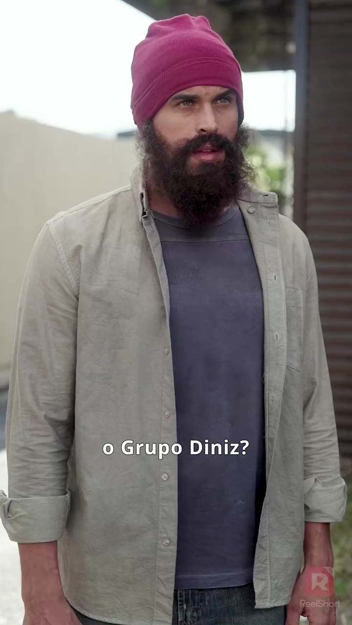 Encontrei Um Marido Bilionário E Sem-Teto Para o NatalFoto