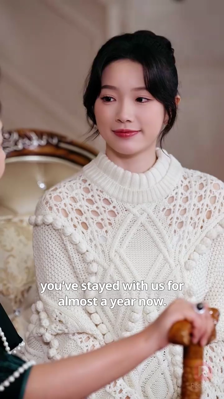 Falling for My Gold-Digger Wife (English-dubbed)Foto