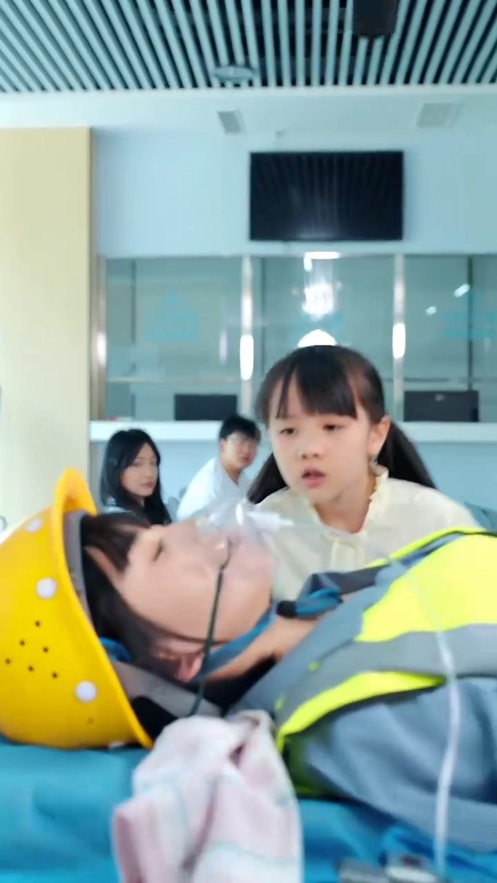 [Versão dublada] A gaiola do dinheiro: A tristeza do amorFoto