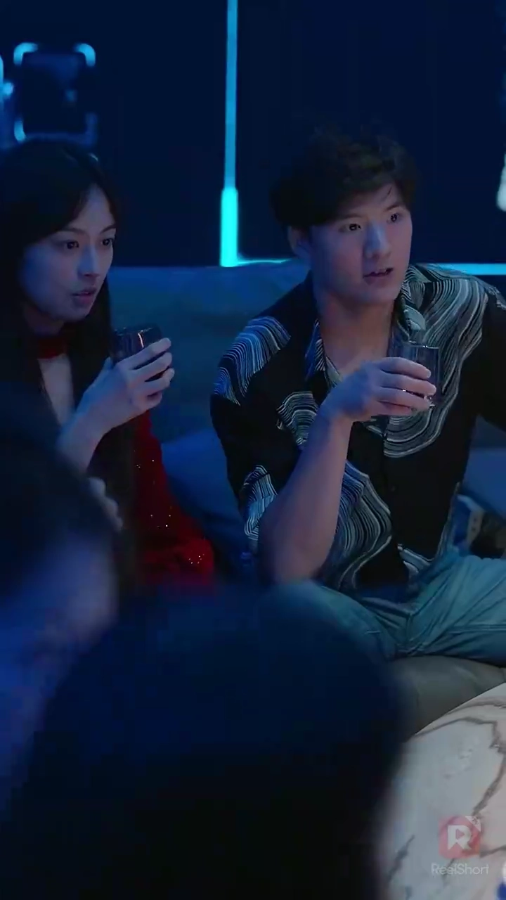 Casamento Relâmpago com Meu Ex 8 Anos Após a SeparaçãoFoto