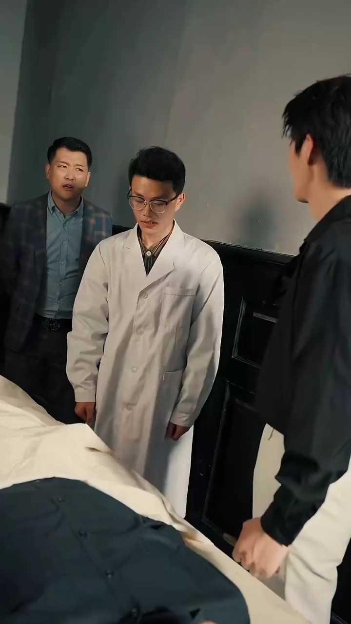 นายน้อยสุดร้ายรูปภาพ