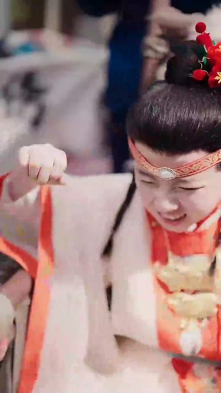 บรรพบุรุษพยายามหน่อยรูปภาพ