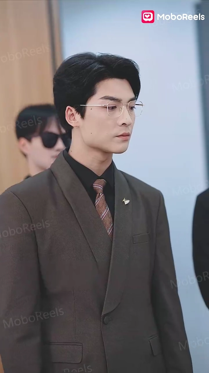 รักครึ่งทางรูปภาพ