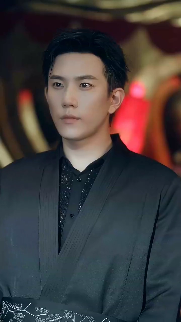 ร่วงหล่นลงสู่โลกของเธอรูปภาพ