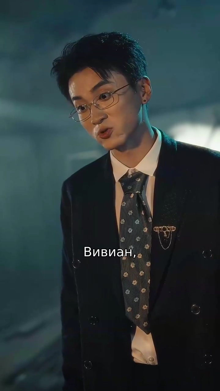 Хватит притворяться! Я — настоящая дочь олигарха.фото