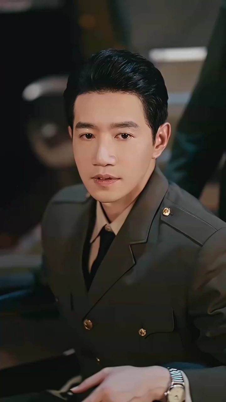 鉄の心、花の誓い写真