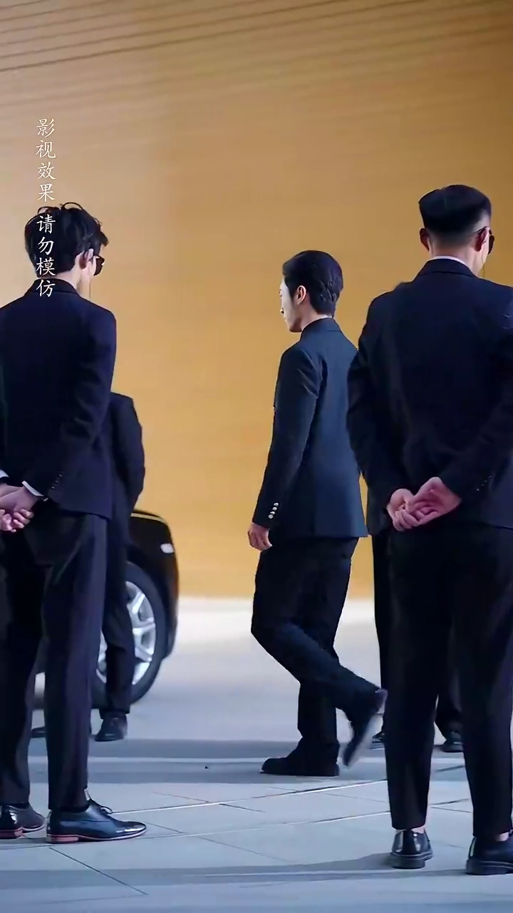 一瞬の決断：思わぬ結婚届け写真