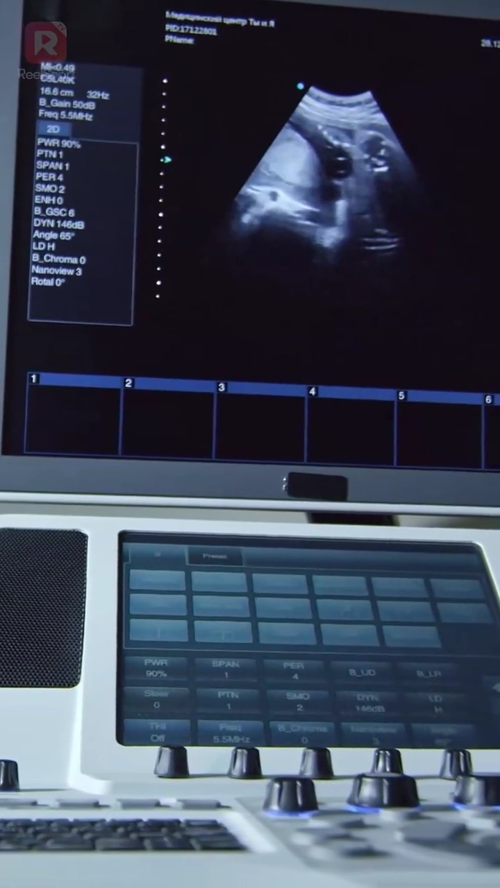 Bébé génial retrouve son PapaPhoto